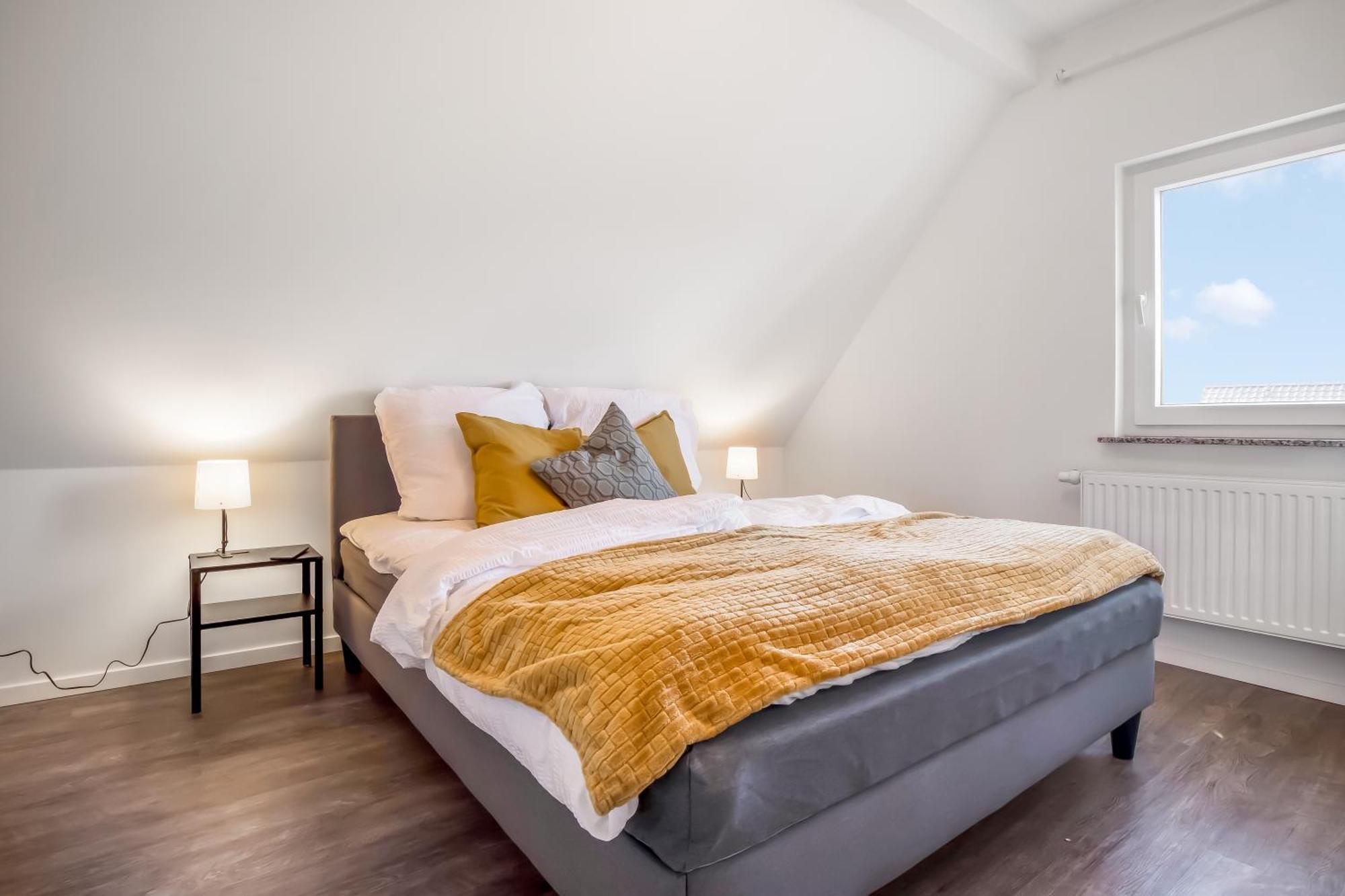 Moderne Wohnung - Naehe Messe / Flughafen Lohmar Luaran gambar